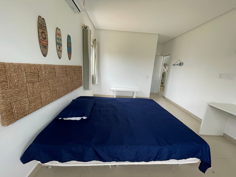 Casa na Praia do Coqueiro "Pé na areia" com vista privilegia