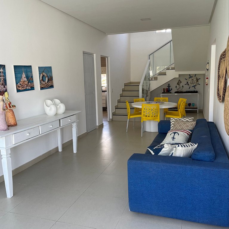 Casa na Praia do Coqueiro "Pé na areia" com vista privilegia