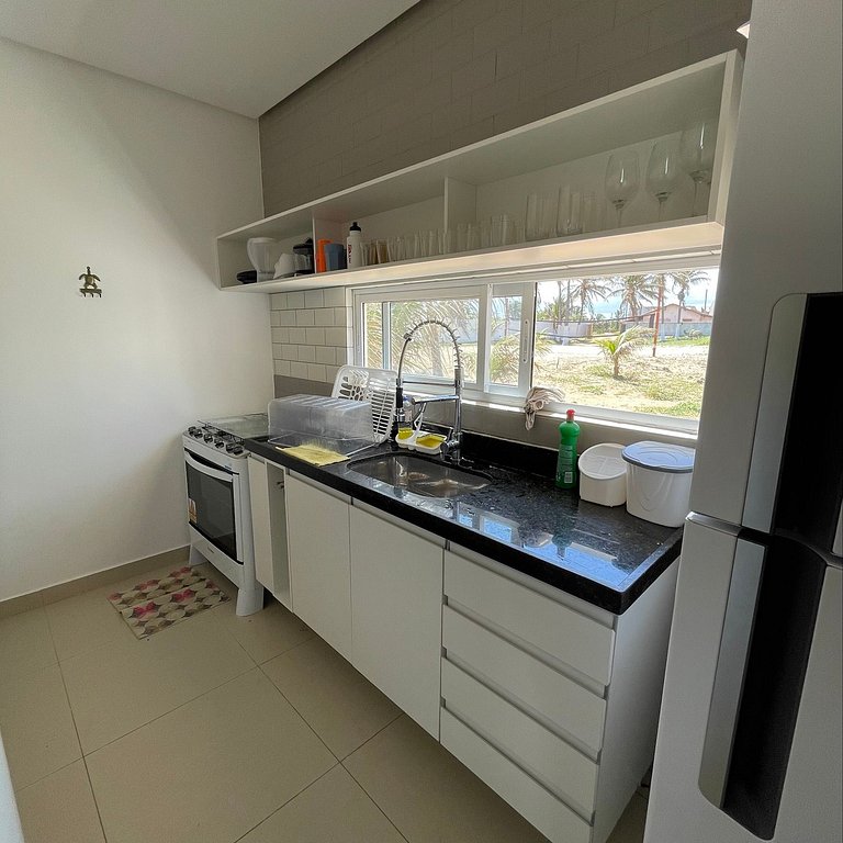 Casa na Praia do Coqueiro "Pé na areia" com vista privilegia